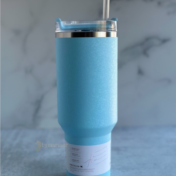 Stanley Powder Blue Crush The Quencher H2.0 Flowstate Tumbler 40 oz - Picture 6 of 7